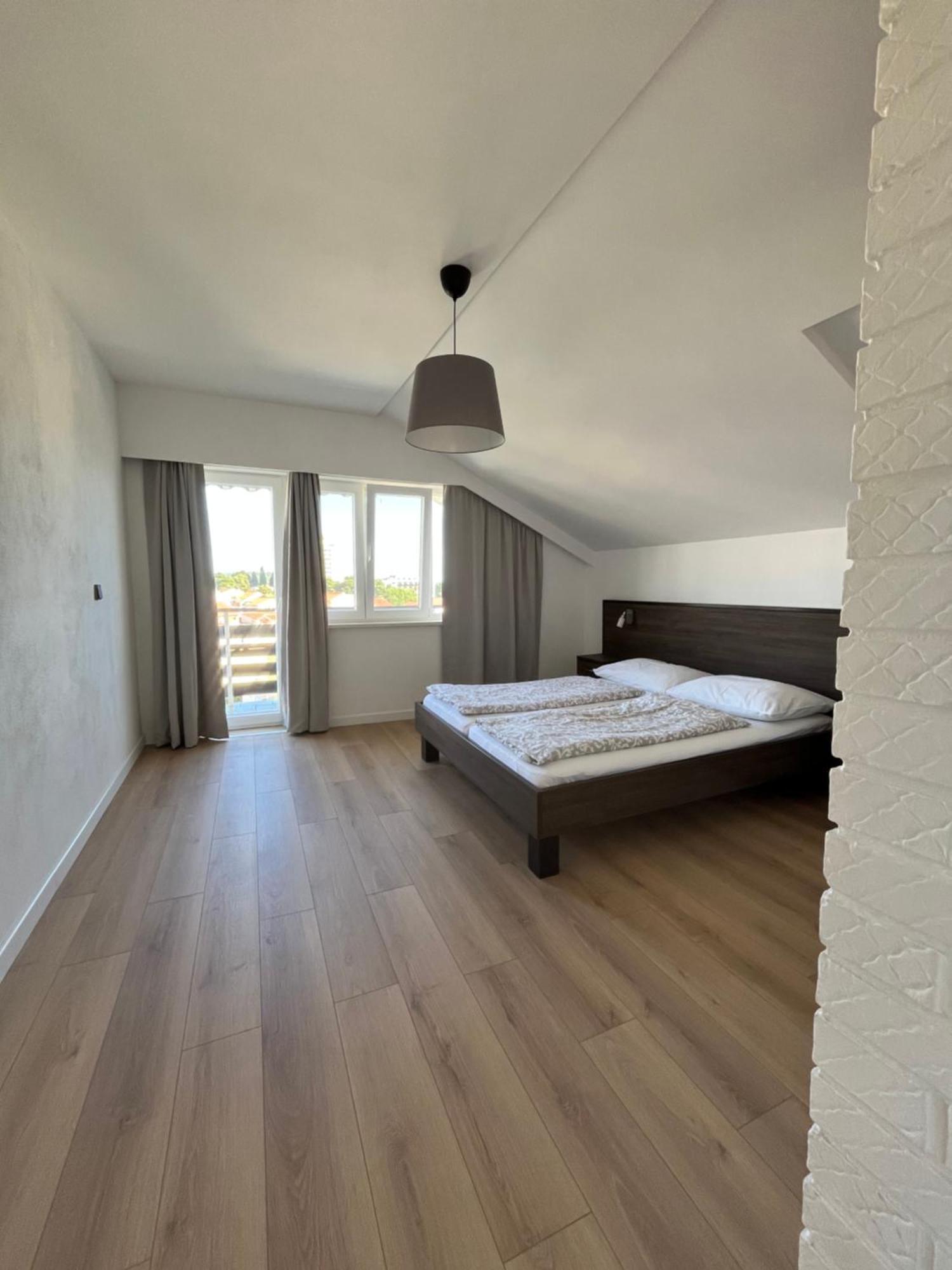 Apartments And Rooms Bozena Vodice Kültér fotó